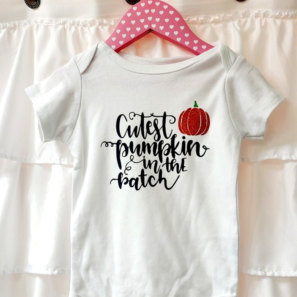 Fall Onsie in size 24 months! Never worn but someone gave it to me for my child.